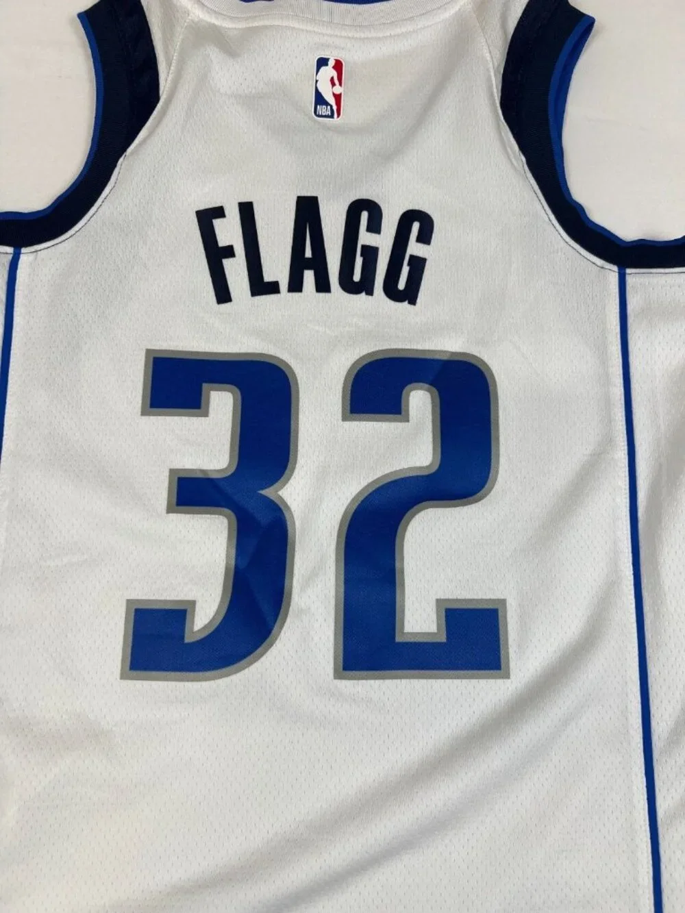 Nike Cooper Flagg Dallas Mavericks Jersey Youth XS 36 White Association Edition - Picture 7 of 9